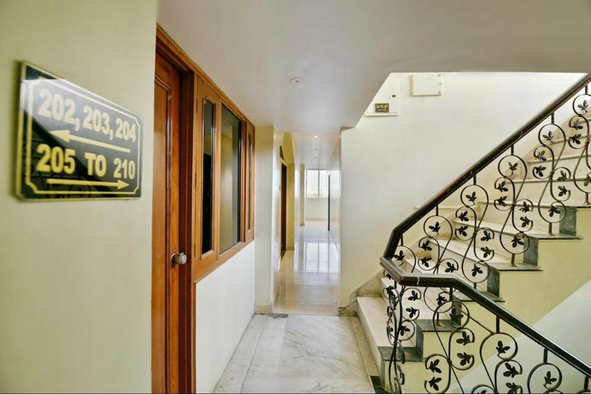 Hotel Rang Mahal Near Jaipur International Airport Luaran gambar