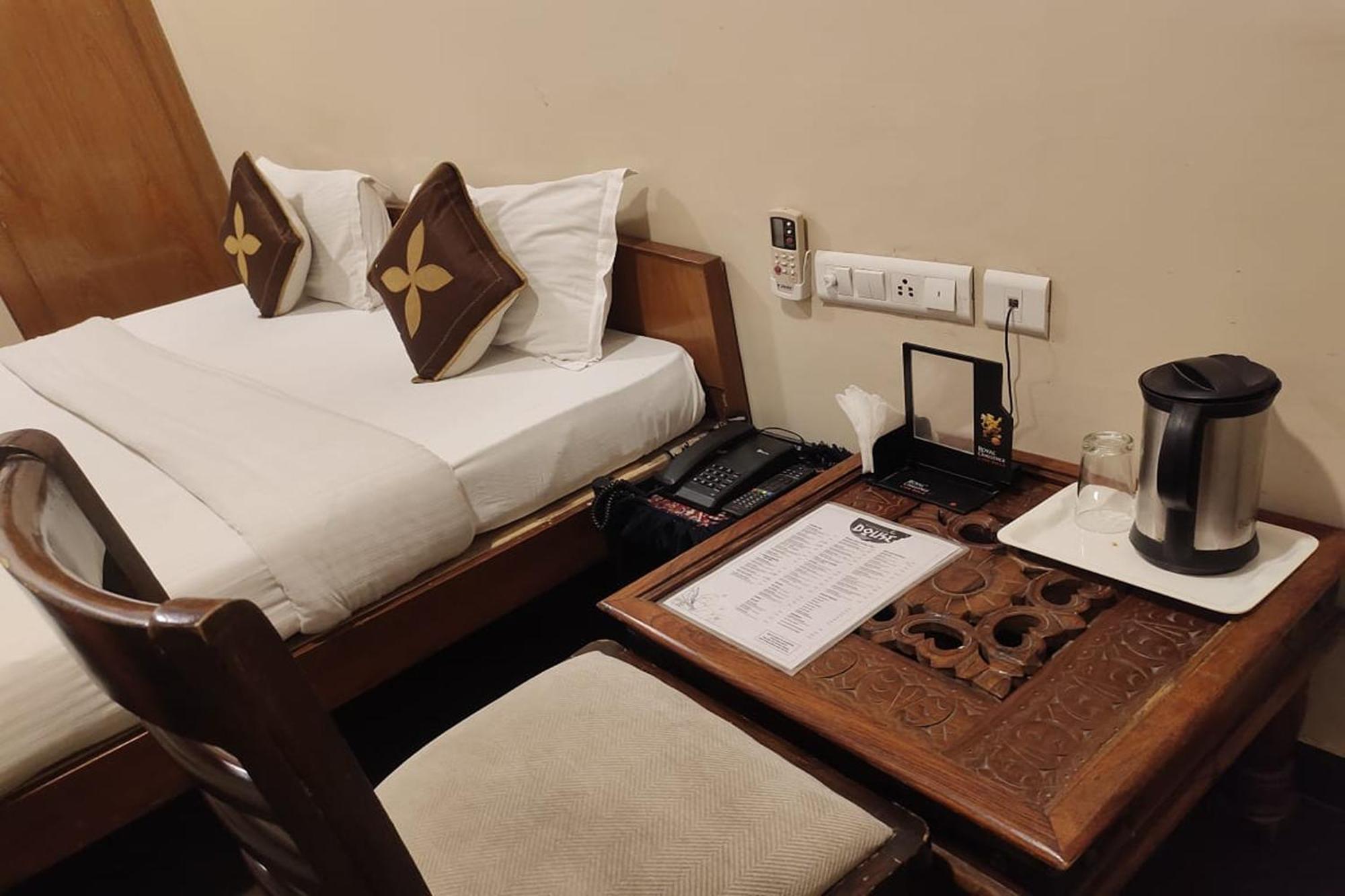 Hotel Rang Mahal Near Jaipur International Airport Luaran gambar