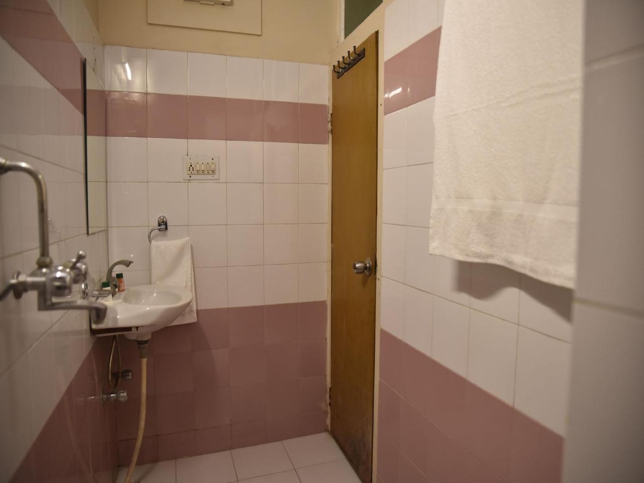 Hotel Rang Mahal Near Jaipur International Airport Luaran gambar